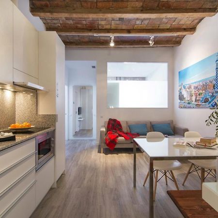 Happy People Sagrada Familia Apartments บาร์เซโลนา ภายนอก รูปภาพ