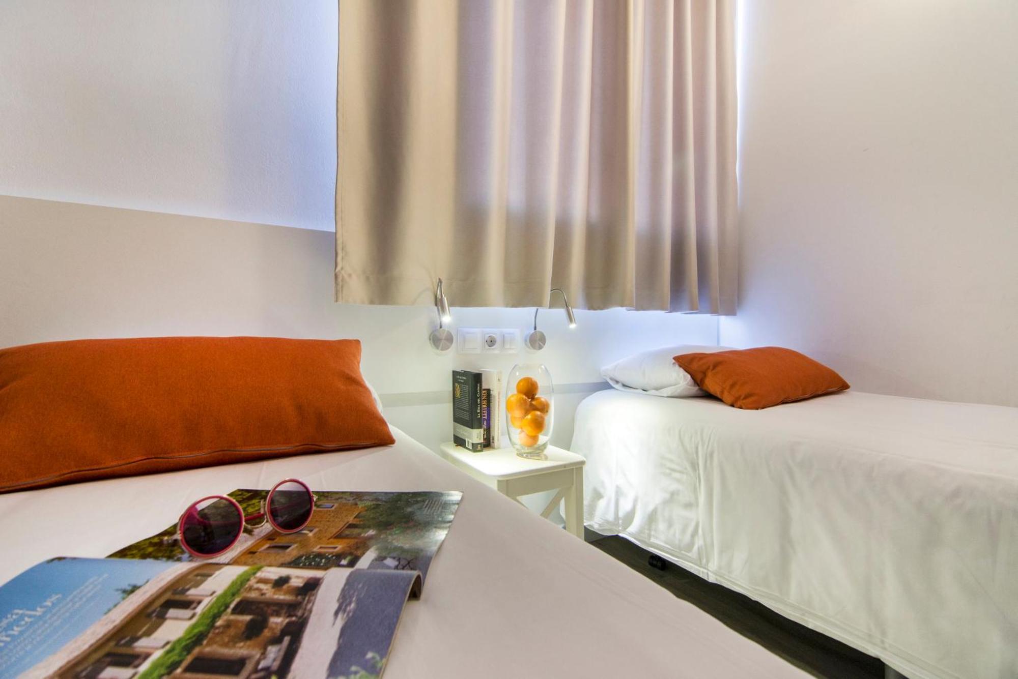 Happy People Sagrada Familia Apartments บาร์เซโลนา ห้อง รูปภาพ