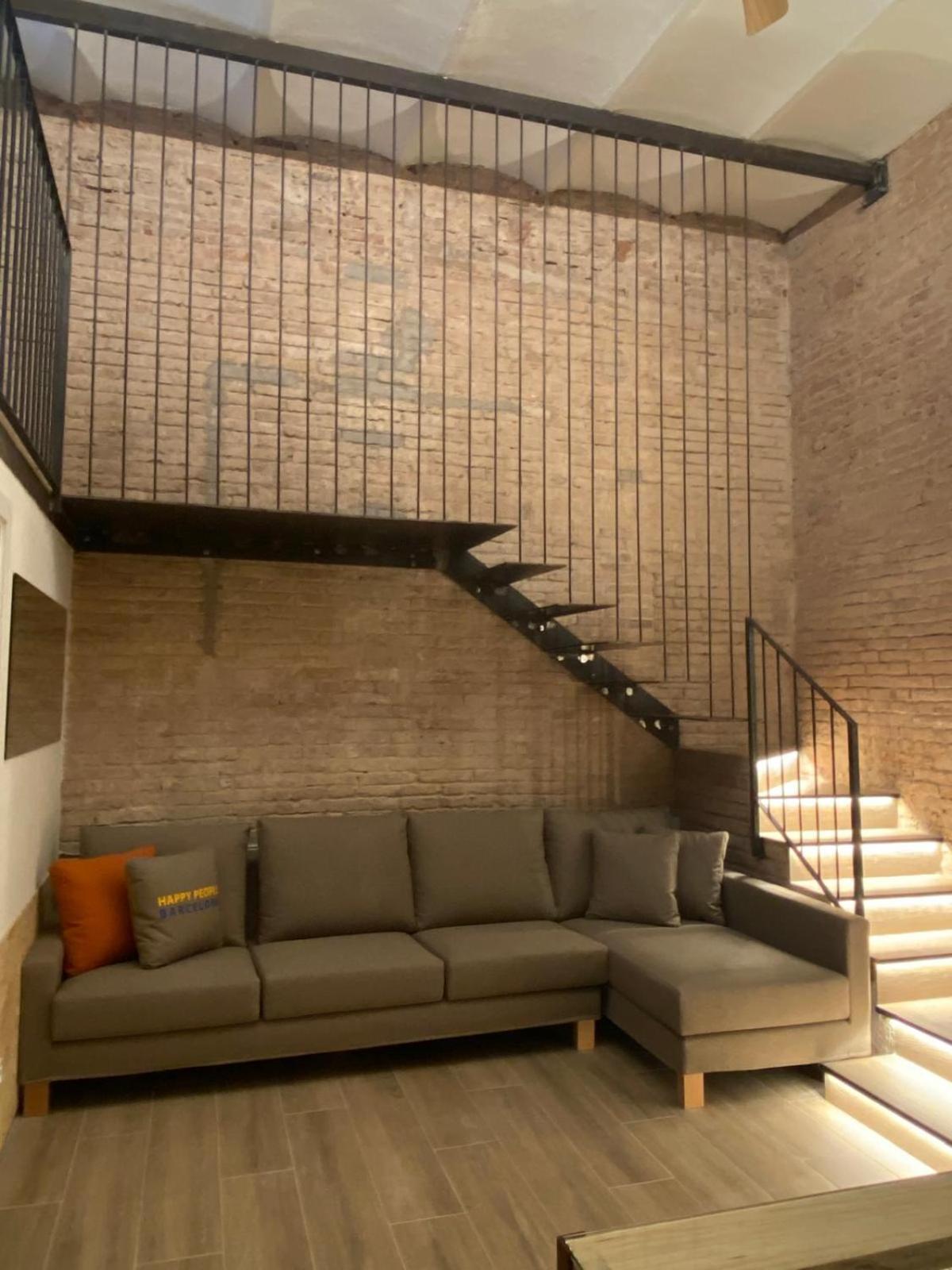 Happy People Sagrada Familia Apartments บาร์เซโลนา ภายนอก รูปภาพ