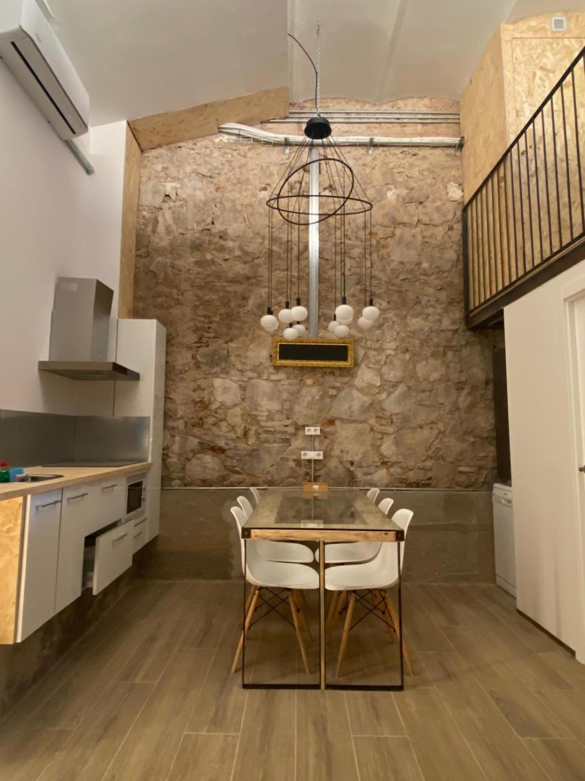 Happy People Sagrada Familia Apartments บาร์เซโลนา ภายนอก รูปภาพ