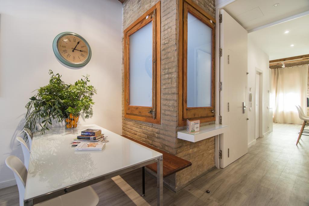 Happy People Sagrada Familia Apartments บาร์เซโลนา ภายนอก รูปภาพ